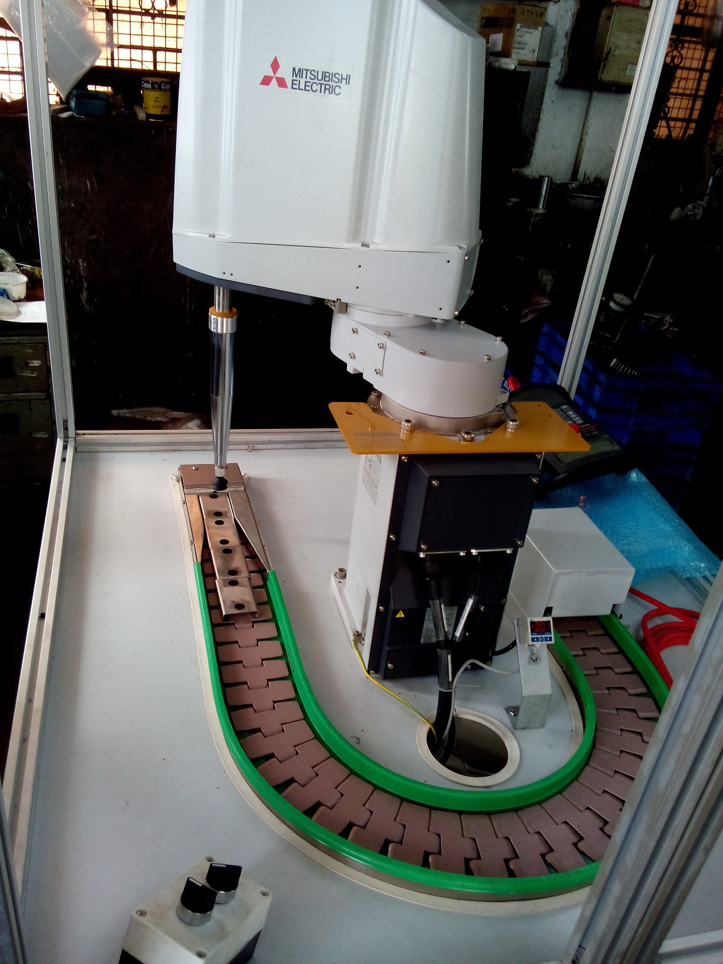 Food - Pick & Place Robot